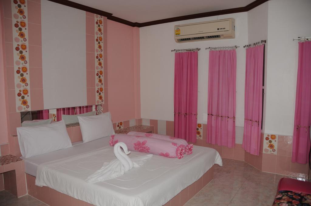 Saraburi Garden Resort Esterno foto