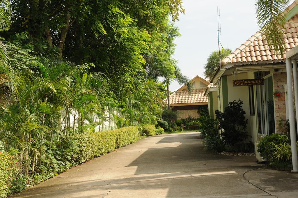 Saraburi Garden Resort Esterno foto