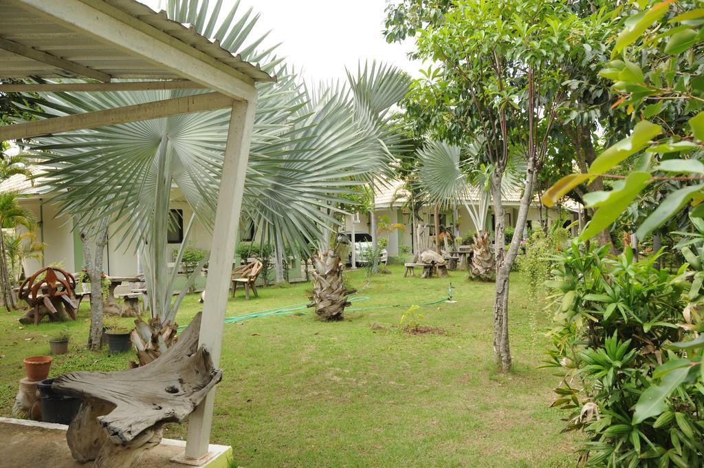 Saraburi Garden Resort Esterno foto