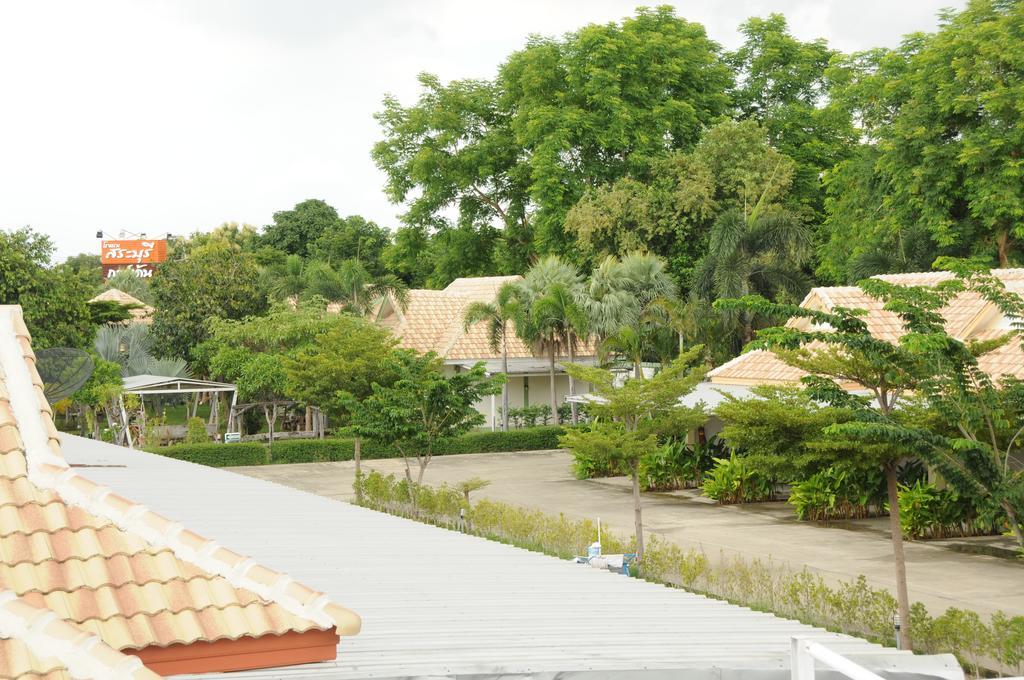 Saraburi Garden Resort Esterno foto