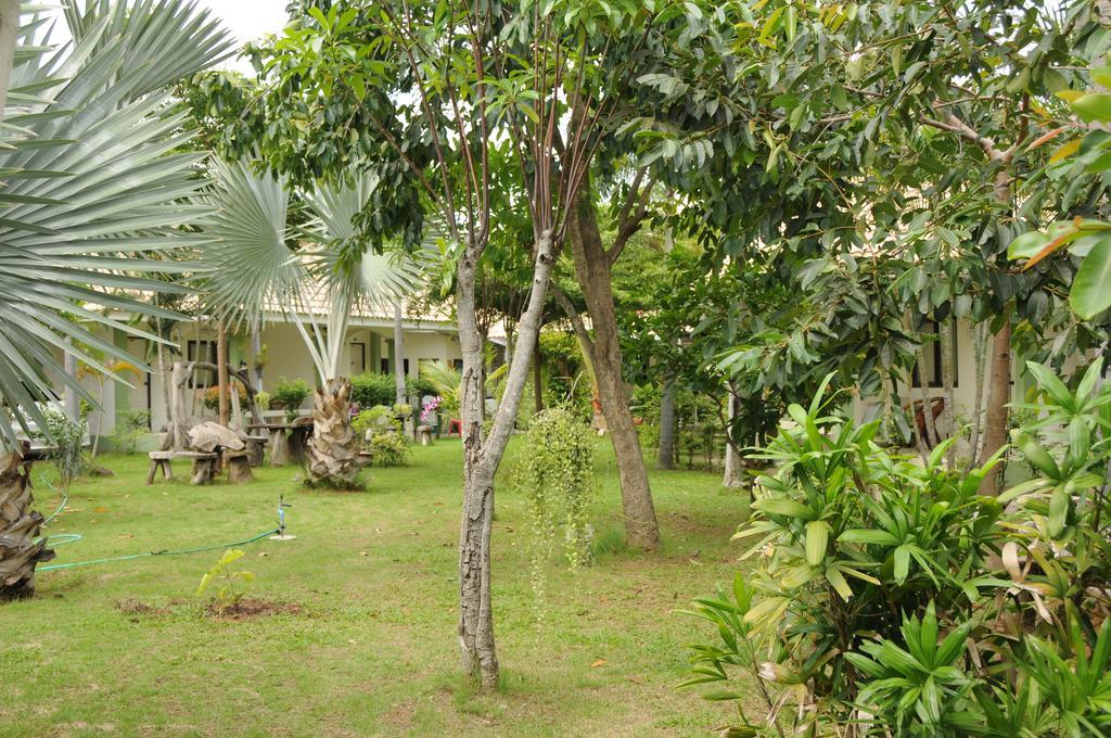 Saraburi Garden Resort Esterno foto